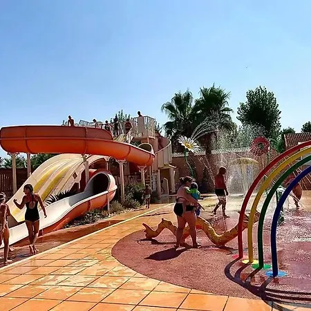 Les Sables Du Midi Holiday park *